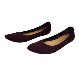 Banana Republic BR Burgundy Sustainable Knit Flats, Womens Size 7, Almond Toe